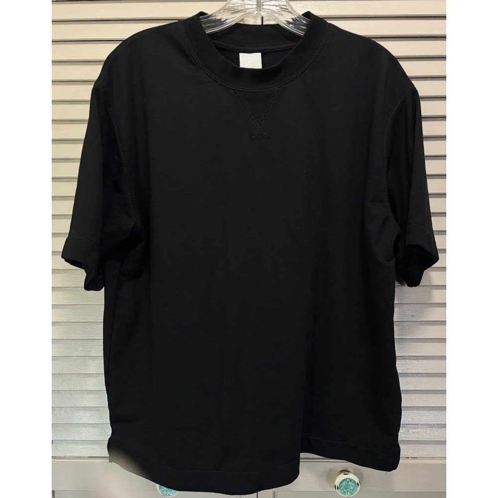 H&M Short Sleeve Black Sweater Size M  Crew‎ Neck Soft Ribbed Hem